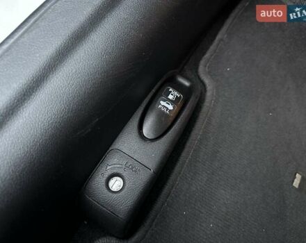 Белый Акура ИЛХ, объемом двигателя 2.36 л и пробегом 16 тыс. км за 18700 $, фото 21 на Automoto.ua