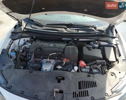 Белый Акура ИЛХ, объемом двигателя 0 л и пробегом 69 тыс. км за 5000 $, фото 10 на Automoto.ua