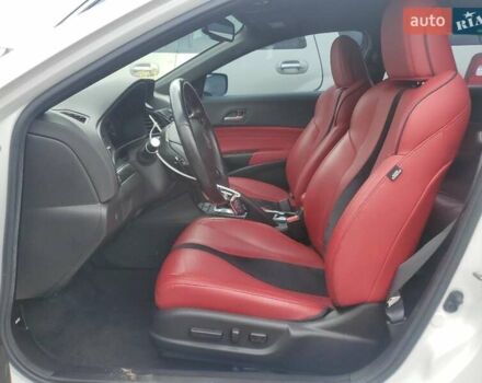 Белый Акура ИЛХ, объемом двигателя 0 л и пробегом 69 тыс. км за 5000 $, фото 6 на Automoto.ua