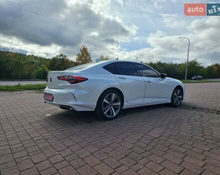 Белый Акура ИЛХ, объемом двигателя 2 л и пробегом 55 тыс. км за 25499 $, фото 3 на Automoto.ua