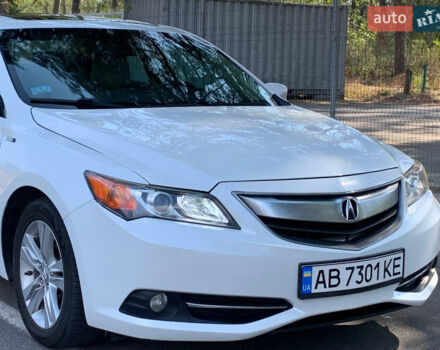 Белый Акура ИЛХ, объемом двигателя 1.5 л и пробегом 305 тыс. км за 9700 $, фото 1 на Automoto.ua