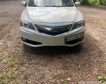Білий Акура ІЛХ, об'ємом двигуна 2 л та пробігом 112 тис. км за 10000 $, фото 1 на Automoto.ua
