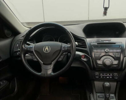 Чорний Акура ІЛХ, об'ємом двигуна 2 л та пробігом 245 тис. км за 9600 $, фото 6 на Automoto.ua