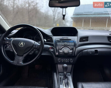 Чорний Акура ІЛХ, об'ємом двигуна 2 л та пробігом 260 тис. км за 8850 $, фото 8 на Automoto.ua