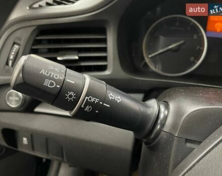 Черный Акура ИЛХ, объемом двигателя 1.5 л и пробегом 251 тыс. км за 9990 $, фото 18 на Automoto.ua