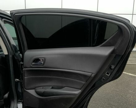 Черный Акура ИЛХ, объемом двигателя 2 л и пробегом 225 тыс. км за 9600 $, фото 19 на Automoto.ua