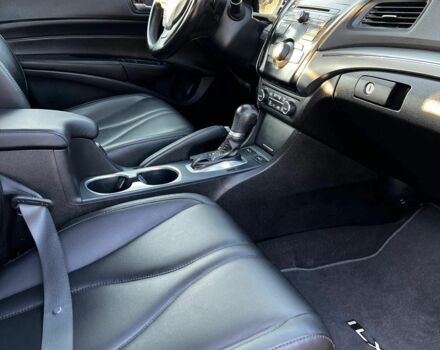 Красный Акура ИЛХ, объемом двигателя 2.4 л и пробегом 60 тыс. км за 18100 $, фото 5 на Automoto.ua