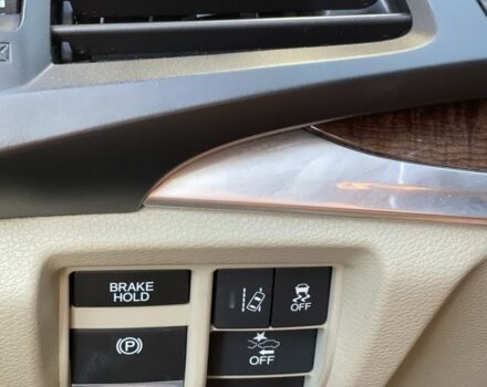 Белый Акура МДХ, объемом двигателя 3.5 л и пробегом 109 тыс. км за 26800 $, фото 9 на Automoto.ua