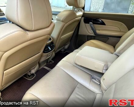 Белый Акура МДХ, объемом двигателя 3.7 л и пробегом 250 тыс. км за 8500 $, фото 10 на Automoto.ua