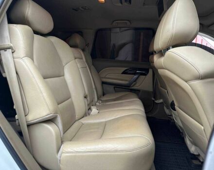 Белый Акура МДХ, объемом двигателя 0 л и пробегом 209 тыс. км за 8490 $, фото 10 на Automoto.ua