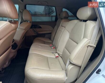 Белый Акура МДХ, объемом двигателя 3.66 л и пробегом 209 тыс. км за 8490 $, фото 9 на Automoto.ua