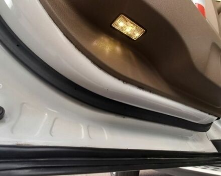 Белый Акура МДХ, объемом двигателя 3.7 л и пробегом 353 тыс. км за 9000 $, фото 8 на Automoto.ua