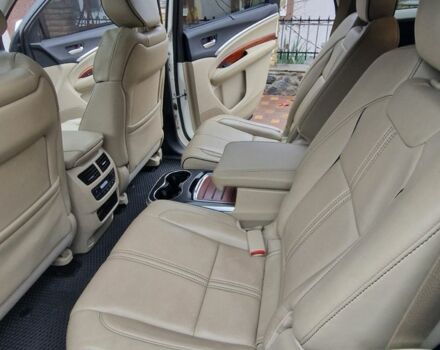 Белый Акура МДХ, объемом двигателя 3.5 л и пробегом 131 тыс. км за 20900 $, фото 5 на Automoto.ua