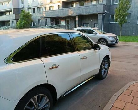 Белый Акура МДХ, объемом двигателя 3.47 л и пробегом 100 тыс. км за 28000 $, фото 4 на Automoto.ua