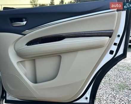 Акура МДХ 2018 в Одессе на Automoto.ua Белый Акура МДХ, объемом двигателя 3.47 л и пробегом 112 тыс. км за 29500 $, фото 35 на Automoto.ua