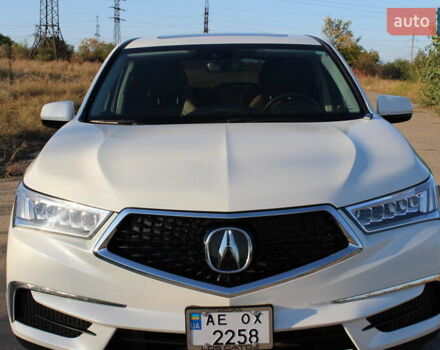 Белый Акура МДХ, объемом двигателя 3.5 л и пробегом 80 тыс. км за 26000 $, фото 1 на Automoto.ua