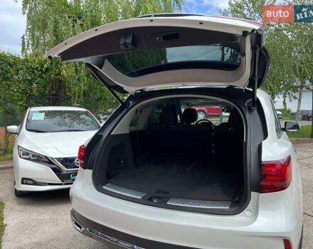 Белый Акура МДХ, объемом двигателя 3.47 л и пробегом 120 тыс. км за 21950 $, фото 4 на Automoto.ua