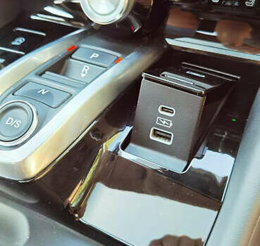 Белый Акура МДХ, объемом двигателя 3.5 л и пробегом 9 тыс. км за 41300 $, фото 52 на Automoto.ua