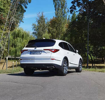 Белый Акура МДХ, объемом двигателя 3.5 л и пробегом 9 тыс. км за 41300 $, фото 6 на Automoto.ua