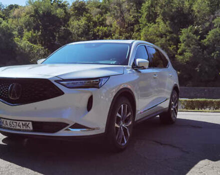 Белый Акура МДХ, объемом двигателя 3.5 л и пробегом 9 тыс. км за 41300 $, фото 1 на Automoto.ua