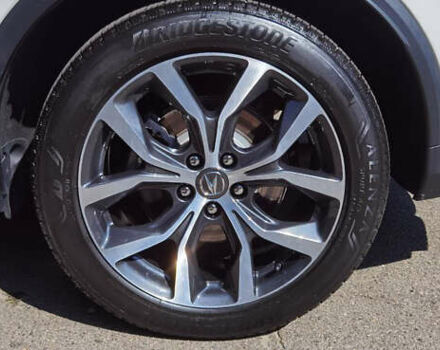 Белый Акура МДХ, объемом двигателя 3.5 л и пробегом 9 тыс. км за 41300 $, фото 43 на Automoto.ua