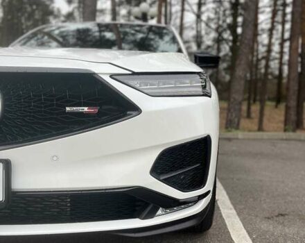 Белый Акура МДХ, объемом двигателя 3 л и пробегом 61 тыс. км за 53000 $, фото 1 на Automoto.ua