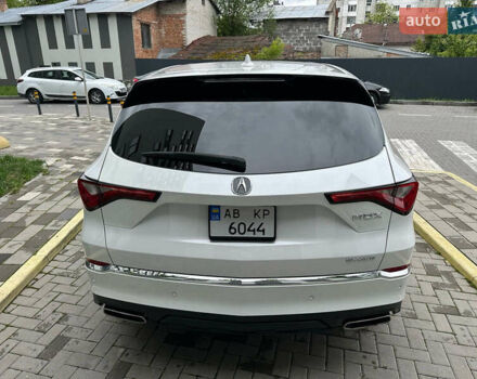 Белый Акура МДХ, объемом двигателя 3.47 л и пробегом 33 тыс. км за 49850 $, фото 3 на Automoto.ua