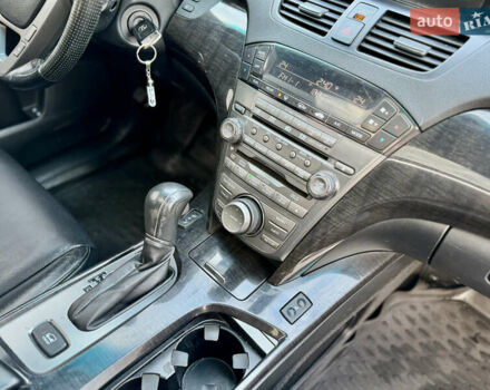 Черный Акура МДХ, объемом двигателя 3.66 л и пробегом 290 тыс. км за 9300 $, фото 40 на Automoto.ua