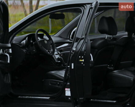 Черный Акура МДХ, объемом двигателя 3.7 л и пробегом 132 тыс. км за 11800 $, фото 7 на Automoto.ua