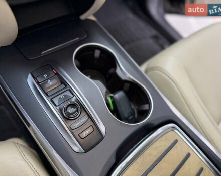 Черный Акура МДХ, объемом двигателя 3.47 л и пробегом 95 тыс. км за 28900 $, фото 28 на Automoto.ua