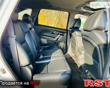 Акура МДХ, объемом двигателя 3.7 л и пробегом 210 тыс. км за 11500 $, фото 5 на Automoto.ua