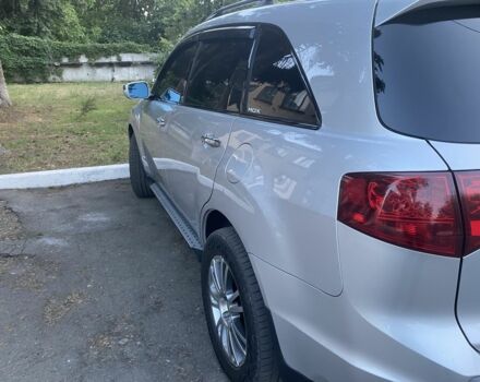 Серый Акура МДХ, объемом двигателя 3.7 л и пробегом 195 тыс. км за 12500 $, фото 2 на Automoto.ua