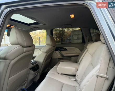 Серый Акура МДХ, объемом двигателя 3.66 л и пробегом 240 тыс. км за 10500 $, фото 7 на Automoto.ua