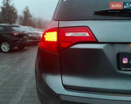 Серый Акура МДХ, объемом двигателя 3.67 л и пробегом 207 тыс. км за 10990 $, фото 12 на Automoto.ua