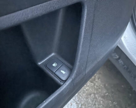 Сірий Акура МДХ, об'ємом двигуна 3.66 л та пробігом 133 тис. км за 15000 $, фото 9 на Automoto.ua