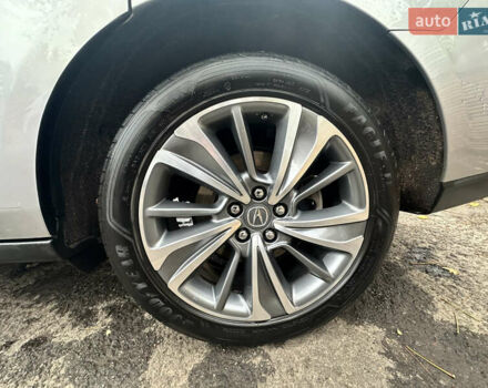 Сірий Акура МДХ, об'ємом двигуна 3.47 л та пробігом 137 тис. км за 21000 $, фото 4 на Automoto.ua