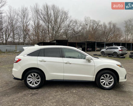 Белый Акура РДХ, объемом двигателя 3.5 л и пробегом 72 тыс. км за 18000 $, фото 4 на Automoto.ua