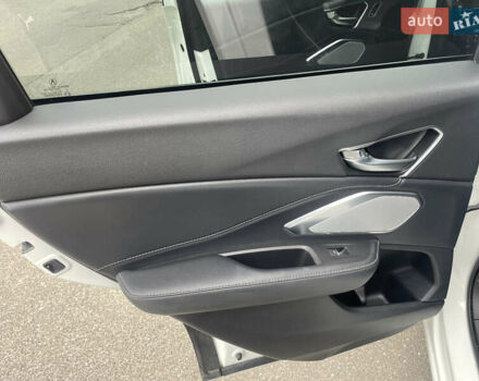 Белый Акура РДХ, объемом двигателя 2 л и пробегом 42 тыс. км за 32000 $, фото 7 на Automoto.ua