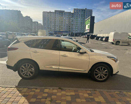 Белый Акура РДХ, объемом двигателя 2 л и пробегом 49 тыс. км за 36900 $, фото 4 на Automoto.ua