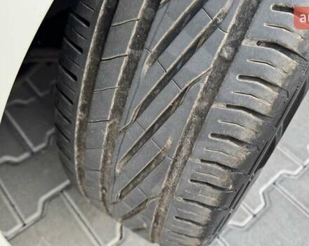 Белый Акура ТЛХ, объемом двигателя 2.36 л и пробегом 107 тыс. км за 13699 $, фото 15 на Automoto.ua