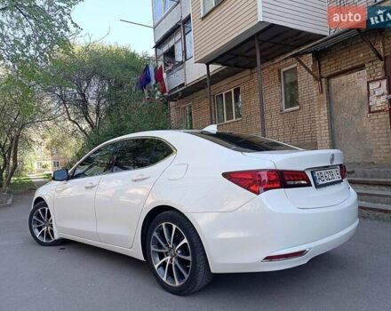 Белый Акура ТЛХ, объемом двигателя 3.47 л и пробегом 112 тыс. км за 15500 $, фото 5 на Automoto.ua
