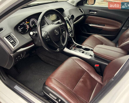 Белый Акура ТЛХ, объемом двигателя 3.47 л и пробегом 149 тыс. км за 17500 $, фото 6 на Automoto.ua