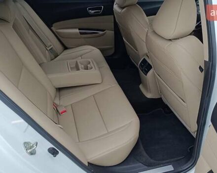 Білий Акура ТЛХ, об'ємом двигуна 3.47 л та пробігом 139 тис. км за 17282 $, фото 6 на Automoto.ua