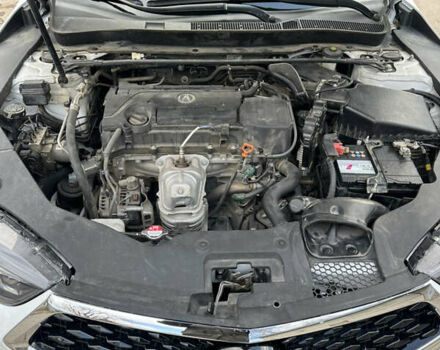 Белый Акура ТЛХ, объемом двигателя 2.36 л и пробегом 117 тыс. км за 15800 $, фото 21 на Automoto.ua