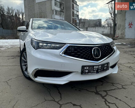 Белый Акура ТЛХ, объемом двигателя 2.36 л и пробегом 117 тыс. км за 15800 $, фото 3 на Automoto.ua
