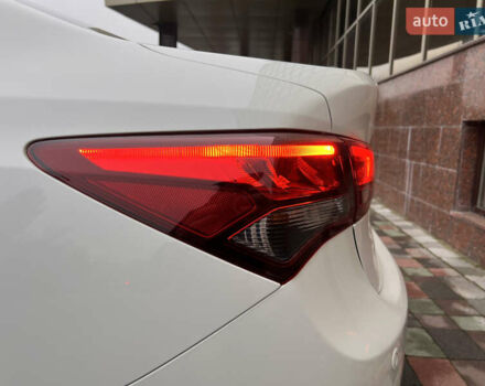 Белый Акура ТЛХ, объемом двигателя 3.47 л и пробегом 149 тыс. км за 17500 $, фото 21 на Automoto.ua