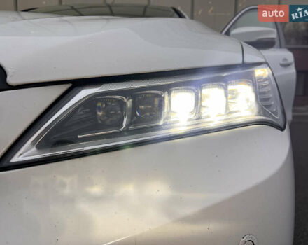 Белый Акура ТЛХ, объемом двигателя 3.47 л и пробегом 149 тыс. км за 17500 $, фото 5 на Automoto.ua