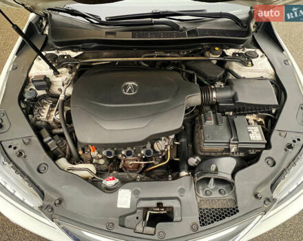 Белый Акура ТЛХ, объемом двигателя 3.47 л и пробегом 149 тыс. км за 17500 $, фото 1 на Automoto.ua