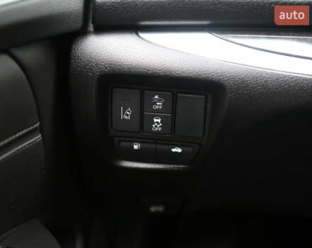 Белый Акура ТЛХ, объемом двигателя 2.36 л и пробегом 63 тыс. км за 18500 $, фото 25 на Automoto.ua