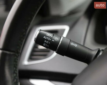 Белый Акура ТЛХ, объемом двигателя 2.36 л и пробегом 63 тыс. км за 18500 $, фото 22 на Automoto.ua